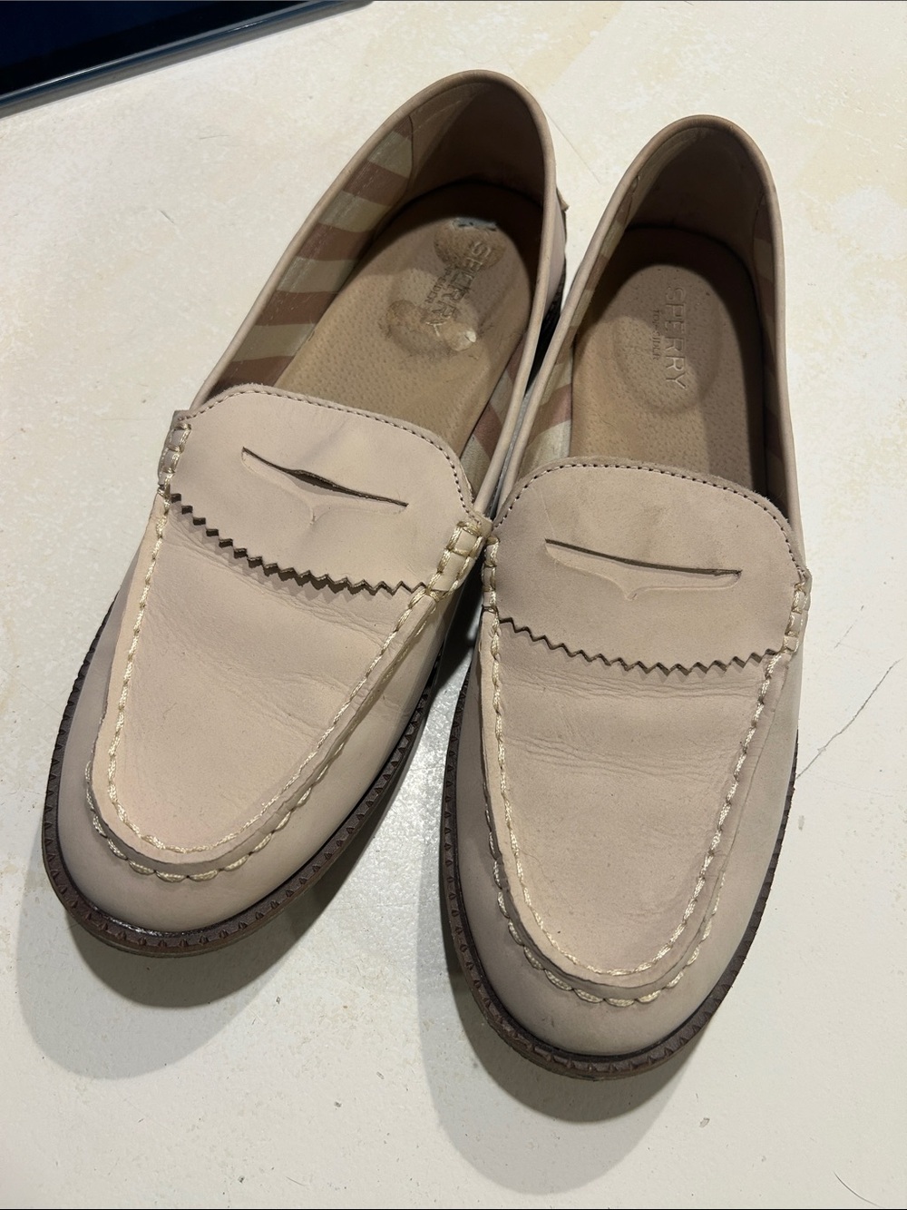 Sperry Women's Light Beige Leather Penny Loafers